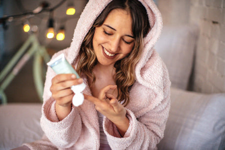 Can You Use Retinol and Red Light Therapy Together?