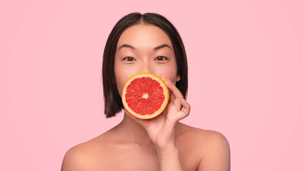 Can You Use Vitamin C Serum with Red Light Therapy?