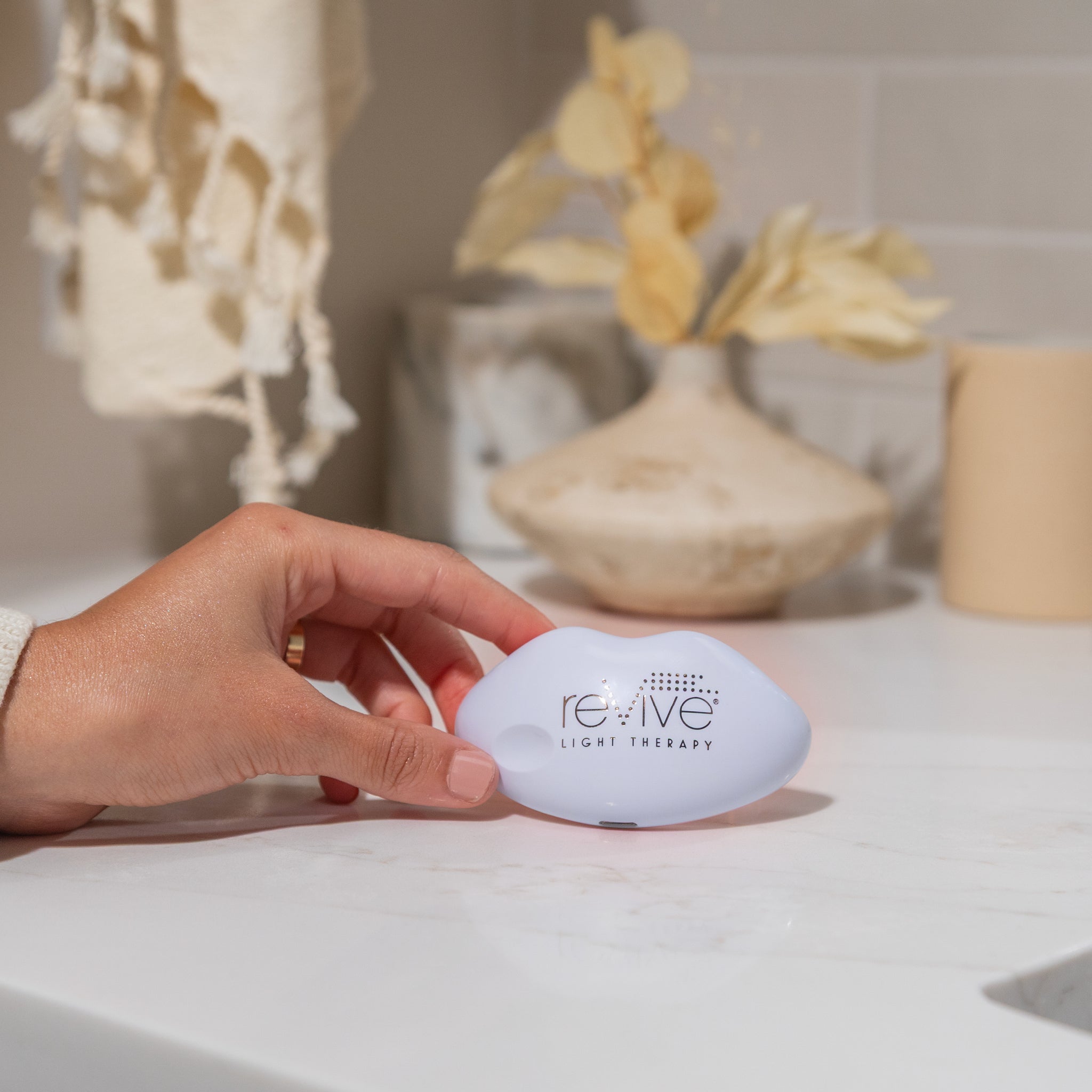 Lux Lip Care - Red Light Therapy for Lip Plumping