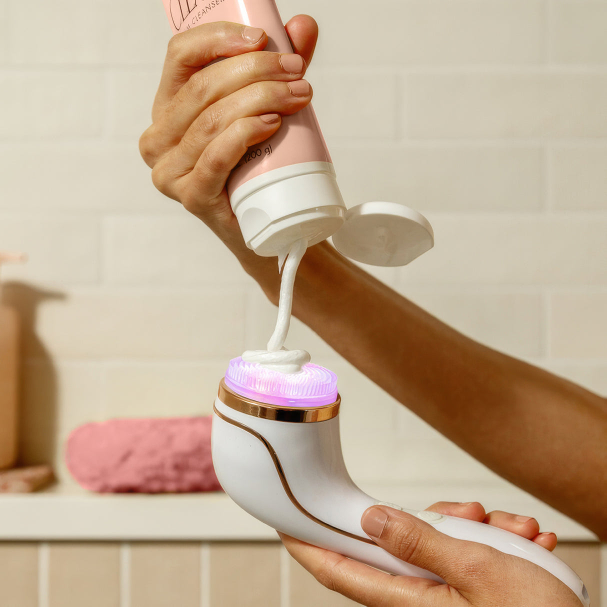 Lux Collection Soniqué Cleanser Anti-Aging & Acne